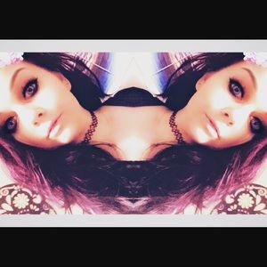 Meet your Posher, Kara